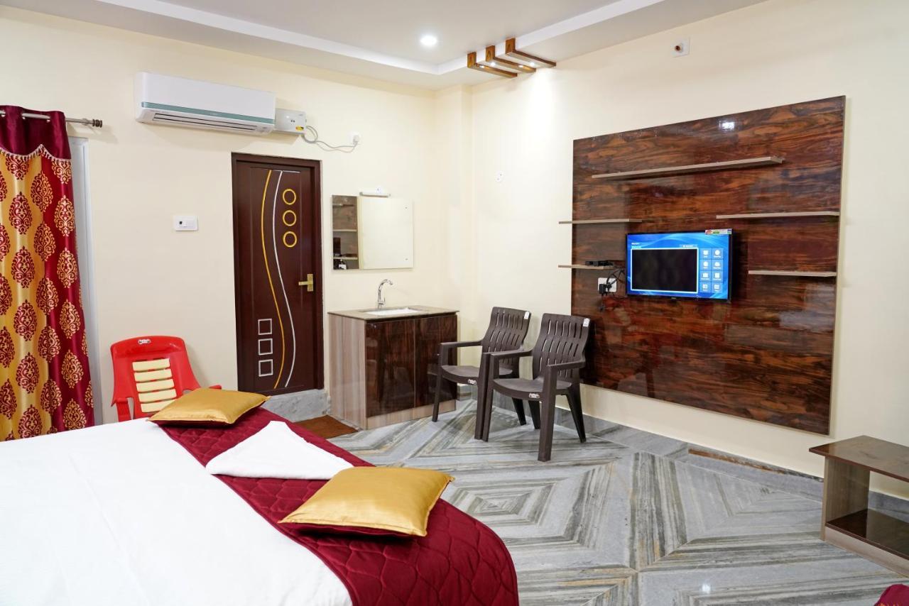 Devansh Bhanu Residency Dbr Srikalahasti Bagian luar foto