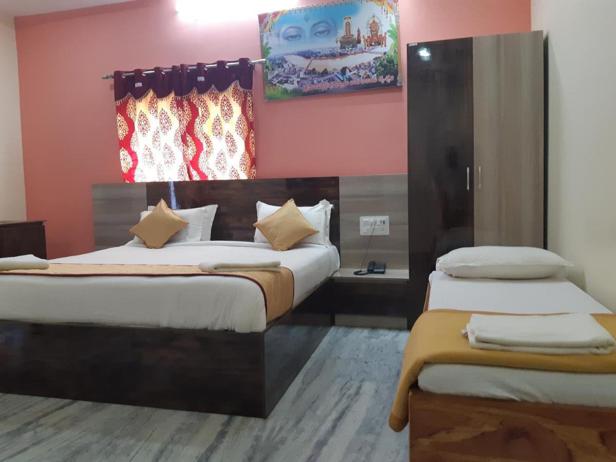 Devansh Bhanu Residency Dbr Srikalahasti Bagian luar foto