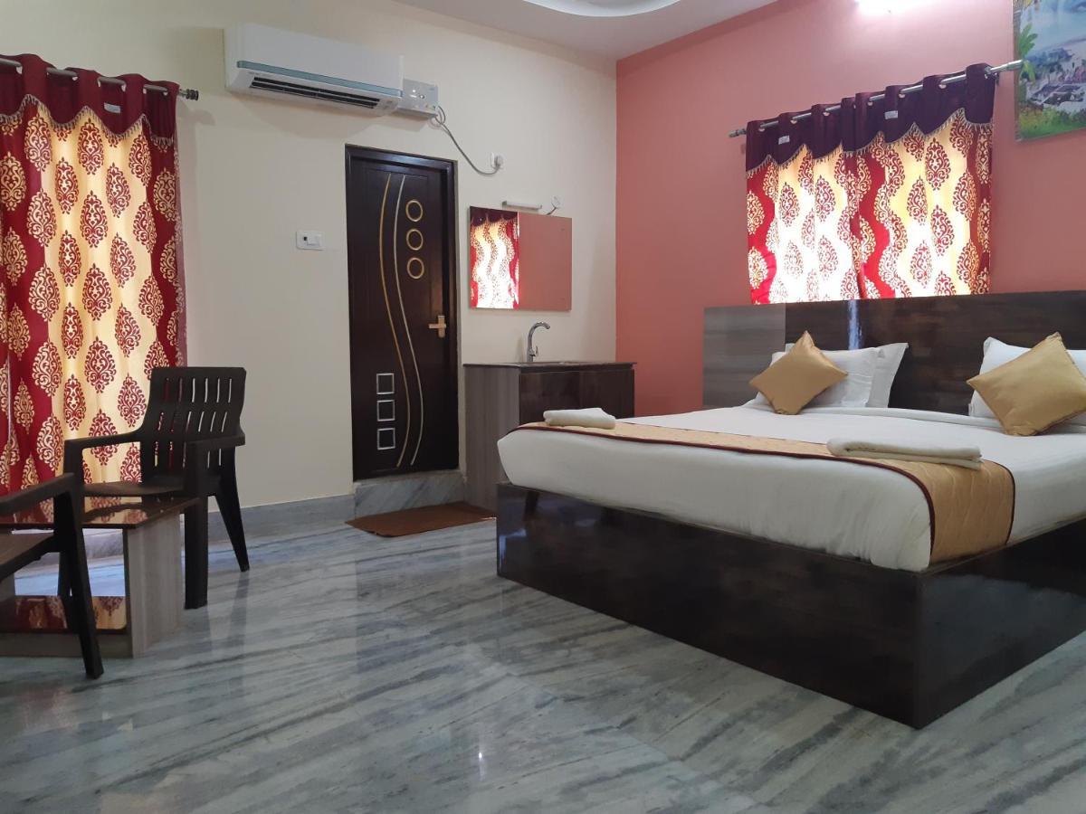 Devansh Bhanu Residency Dbr Srikalahasti Bagian luar foto