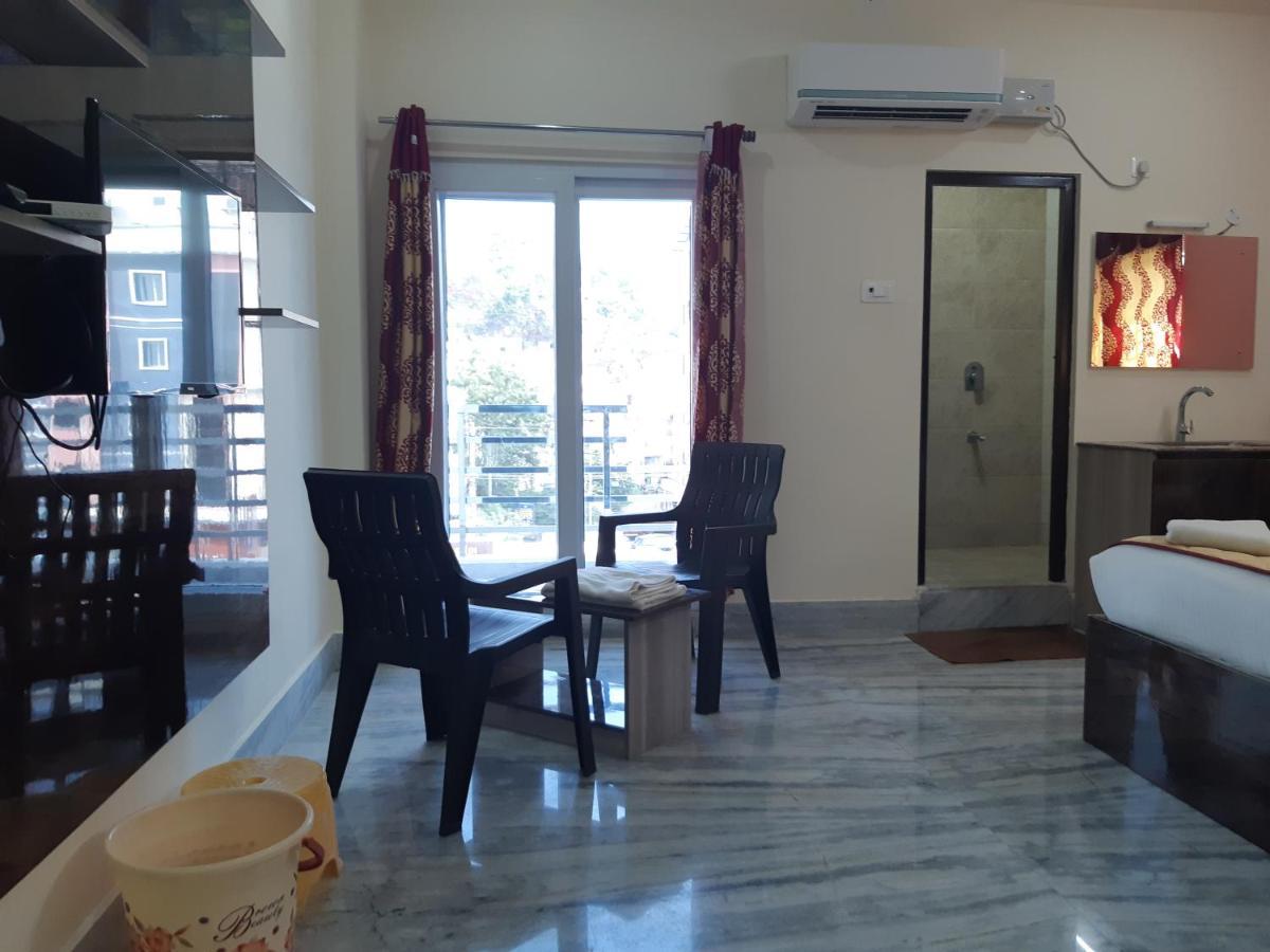 Devansh Bhanu Residency Dbr Srikalahasti Bagian luar foto