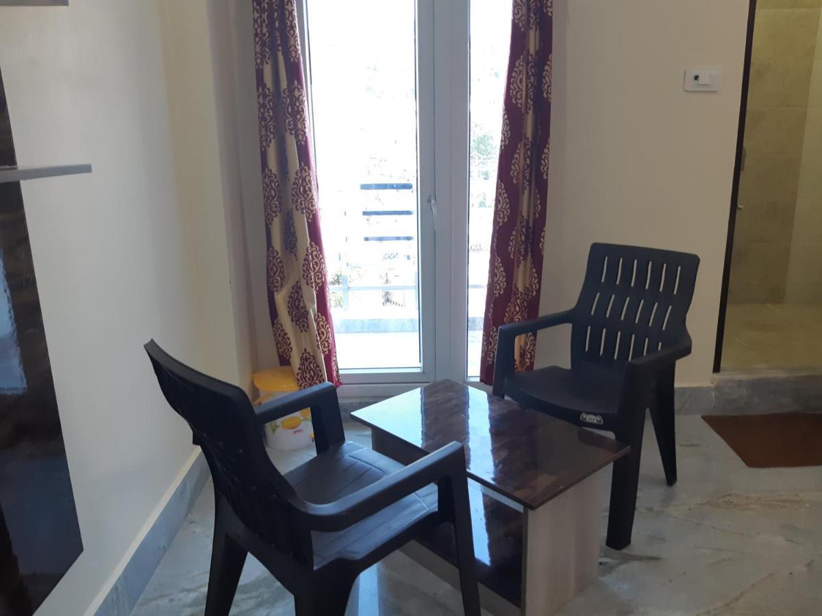Devansh Bhanu Residency Dbr Srikalahasti Bagian luar foto